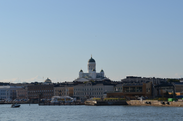Helsinki_from_the_sea